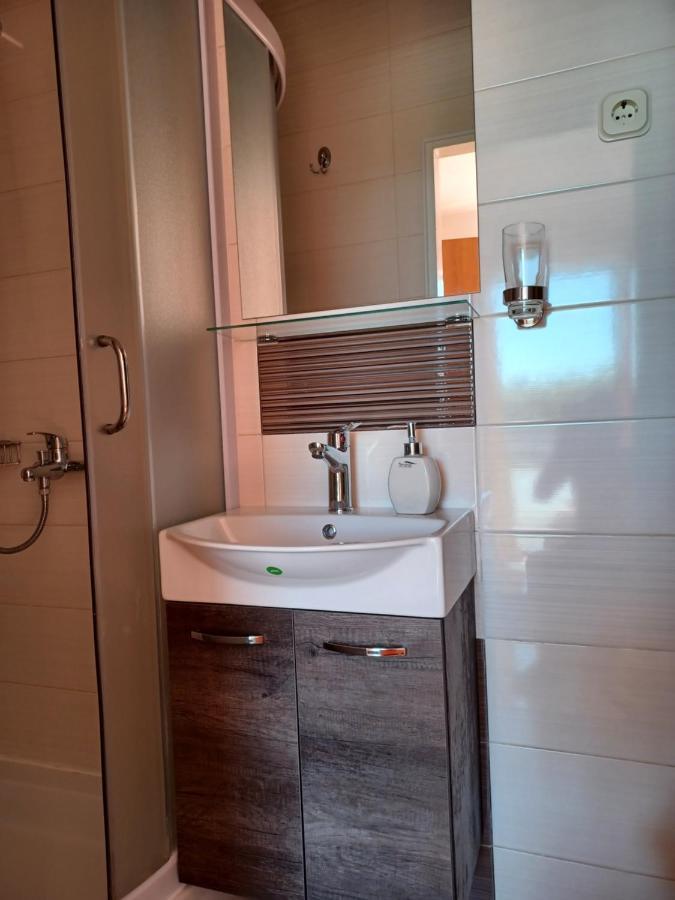 Apartmani Ivic Paka Rab Банёл Экстерьер фото