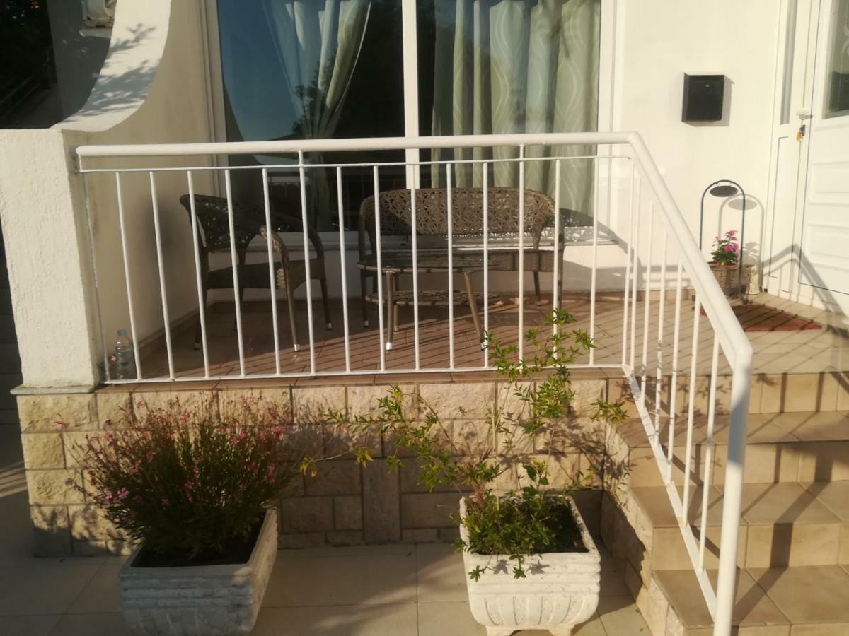 Apartmani Ivic Paka Rab Банёл Экстерьер фото
