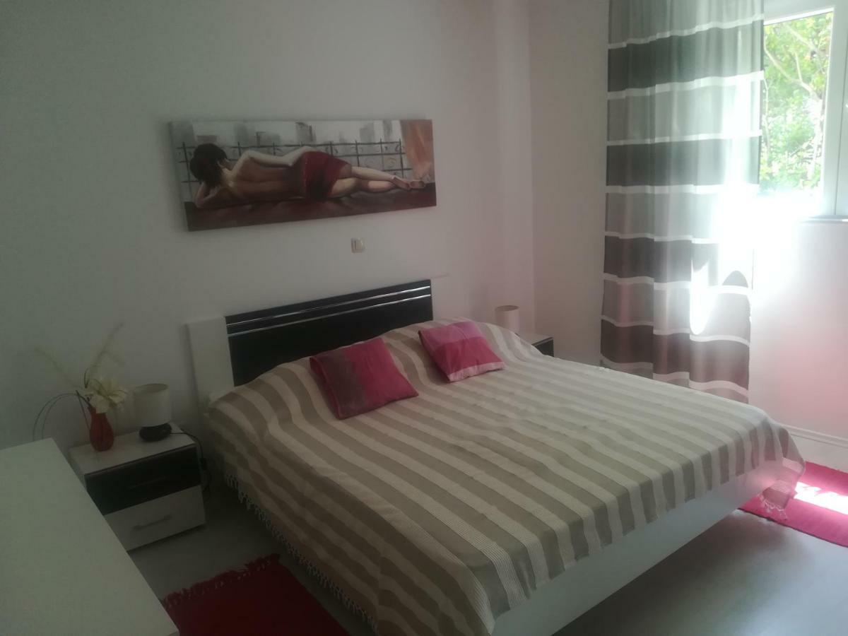 Apartmani Ivic Paka Rab Банёл Экстерьер фото