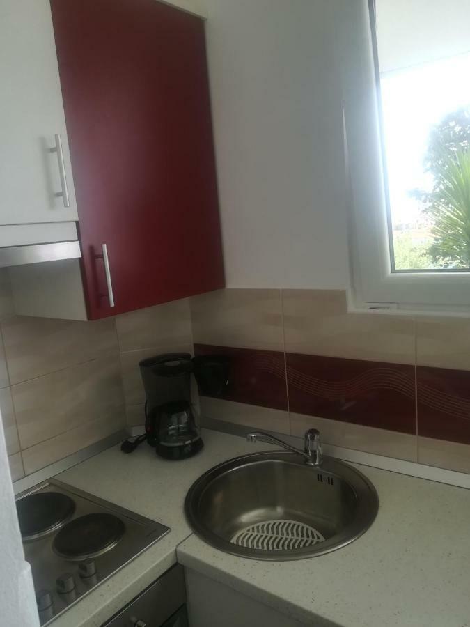 Apartmani Ivic Paka Rab Банёл Экстерьер фото